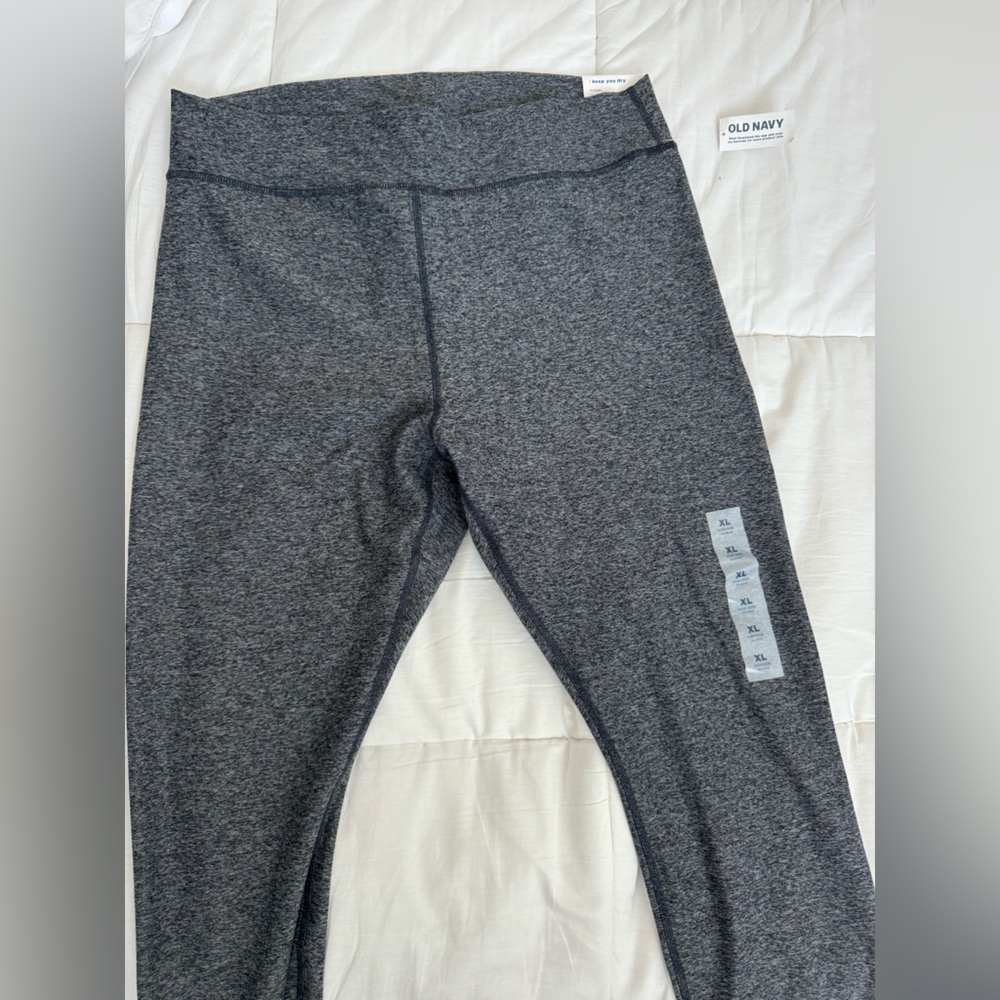 Old navy grey workout leggings NWT
